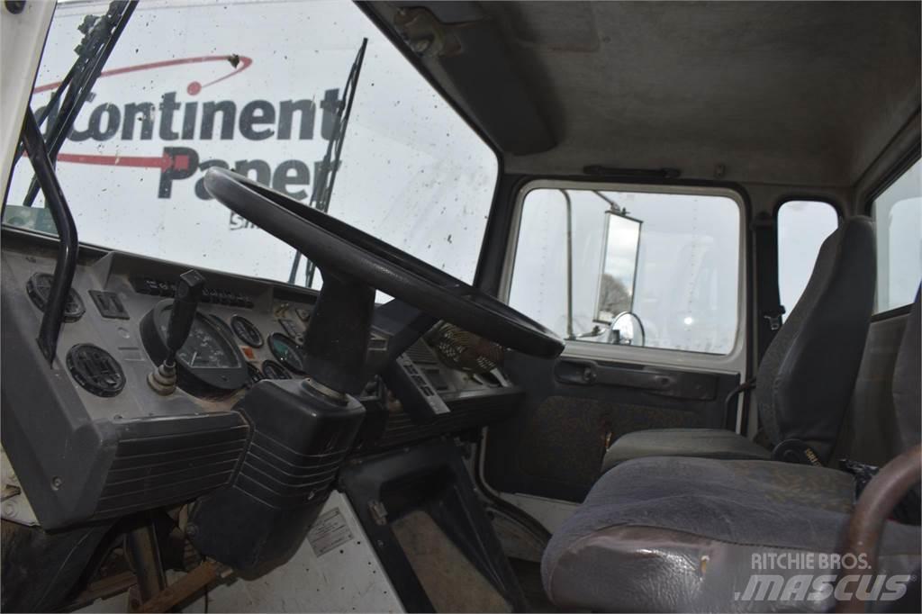 Mack MIDLINER CS300 Kranbil