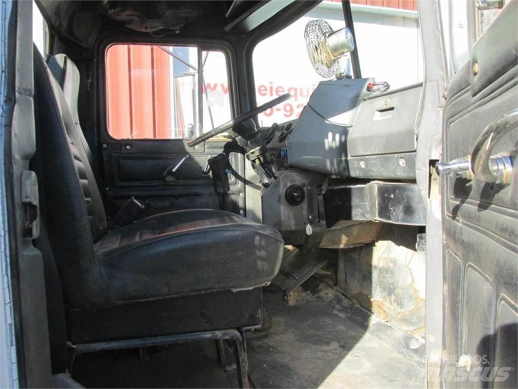 Mack R685S Tankbiler