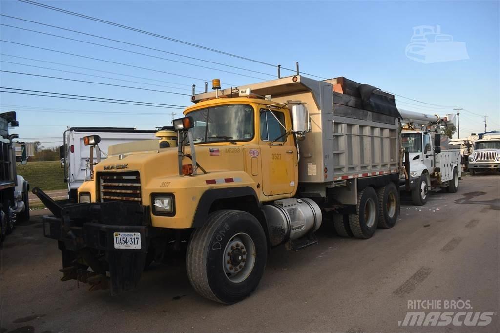 Mack RD688S Tippbil