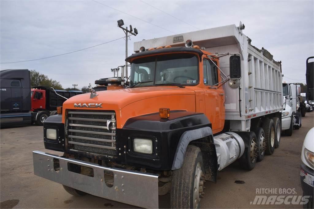 Mack RD688S Tippbil