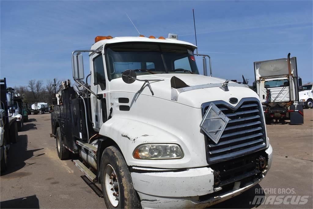 Mack VISION CX612 Kommunalt / generelt kjøretøy
