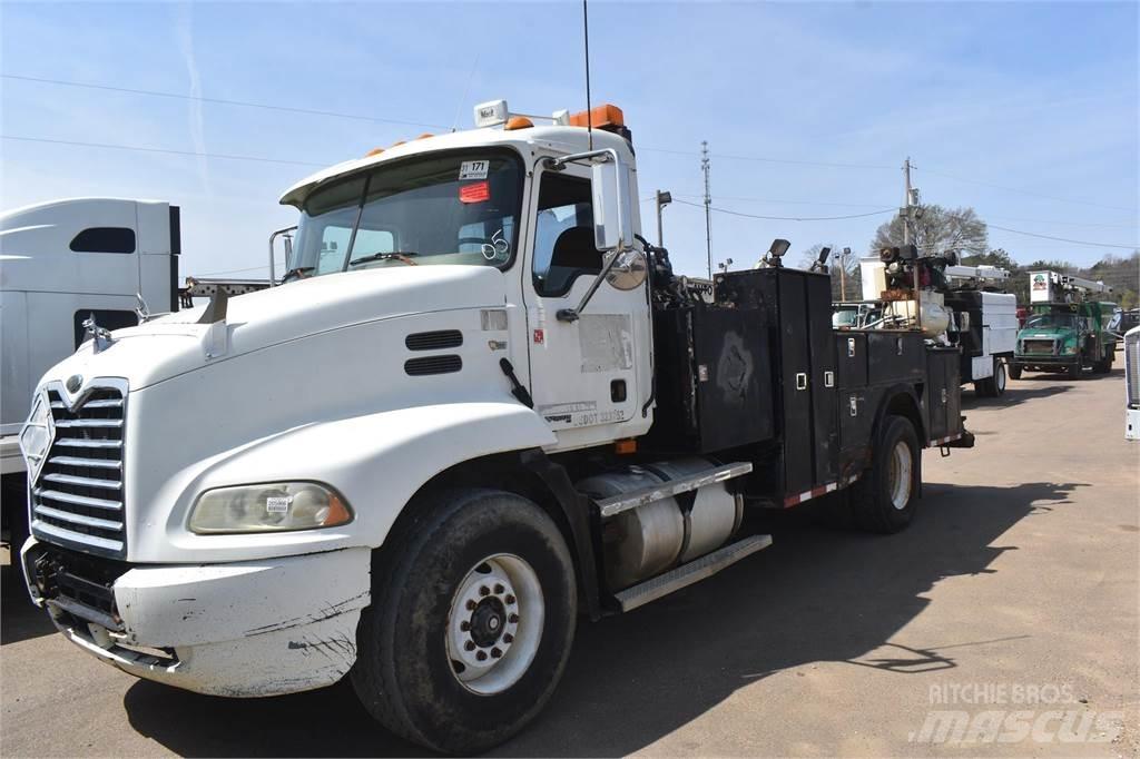 Mack VISION CX612 Kommunalt / generelt kjøretøy
