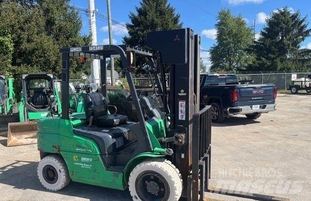 Mitsubishi FG30N Gaffeltrucker - Annet