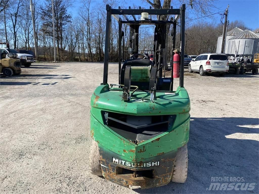 Mitsubishi FG30N Gaffeltrucker - Annet