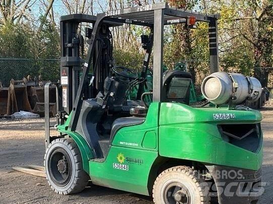 Mitsubishi FG30N Gaffeltrucker - Annet