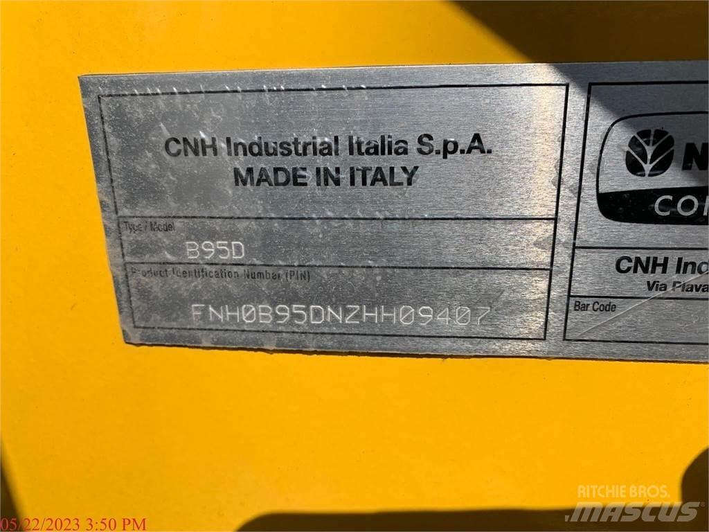 New Holland B95D Traktorgravere