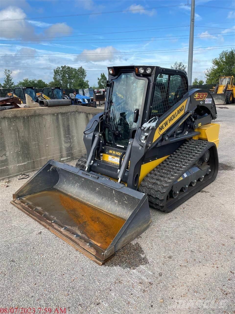 New Holland C337 Kompaktlastere