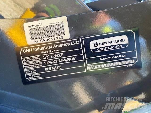 New Holland C337 Kompaktlastere