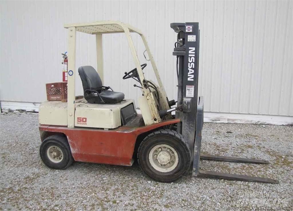 Nissan PF02A25V Gaffeltrucker - Annet