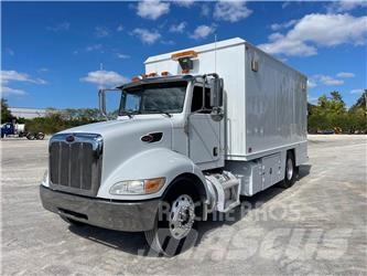 Peterbilt 335 Anlegg - Annet