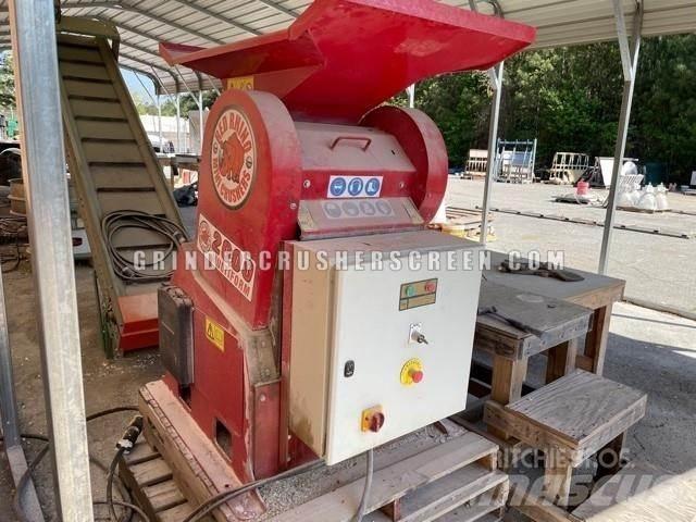 Red Rhino 2000 Knusere
