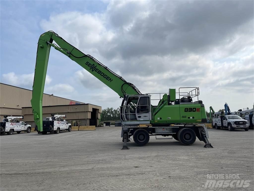 Sennebogen 830E Gravemaskiner for avfallshåndtering