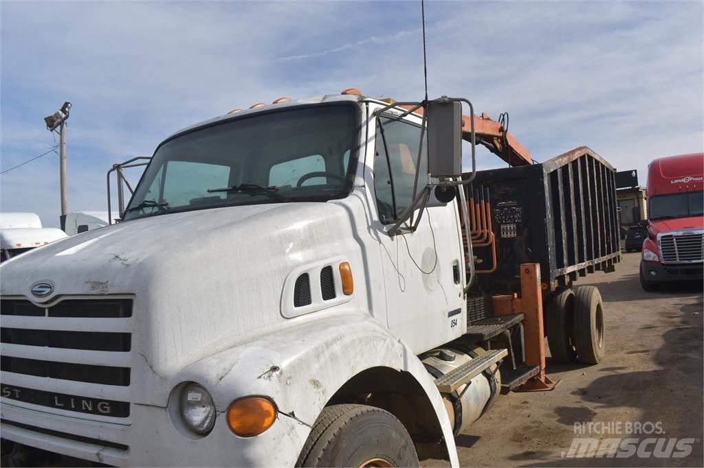 Sterling L7500 Kranbil