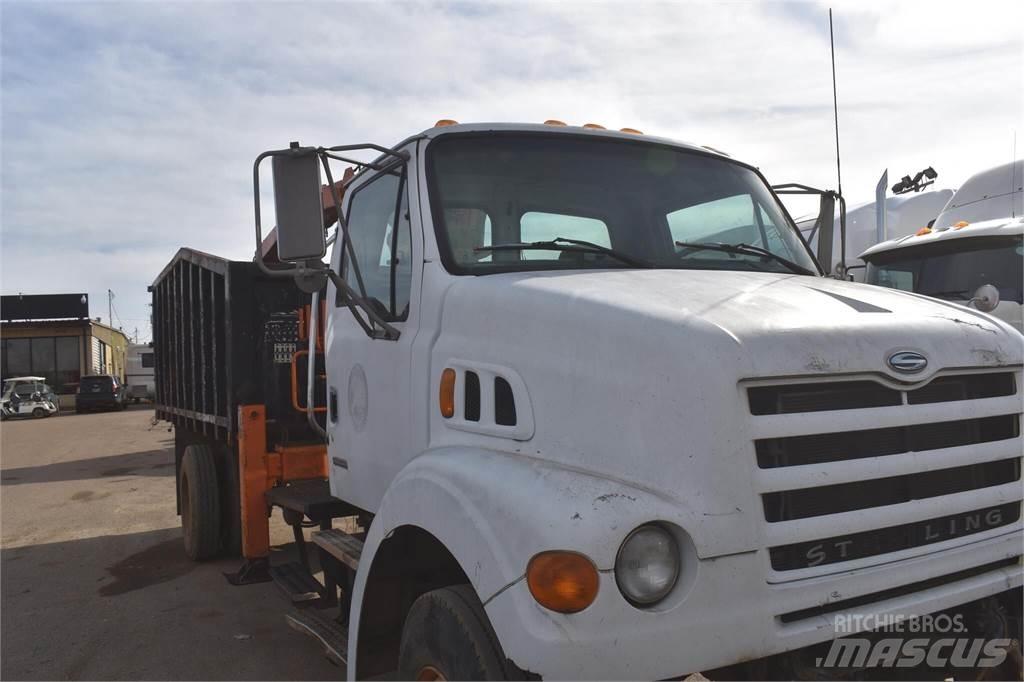 Sterling L7500 Kranbil