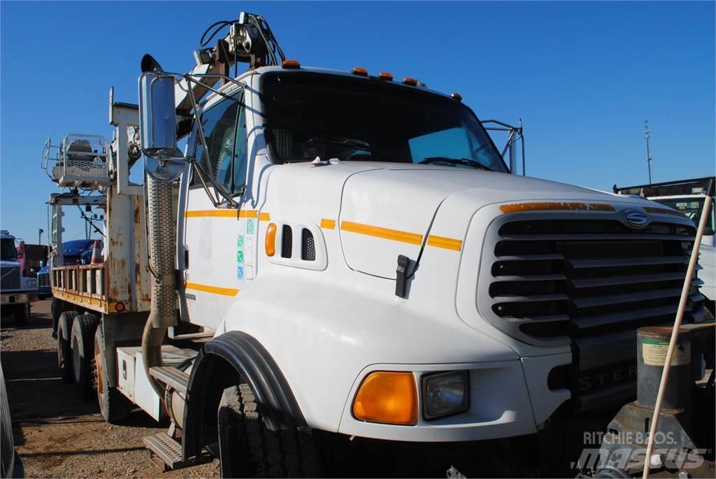 Sterling L8500 Kranbil