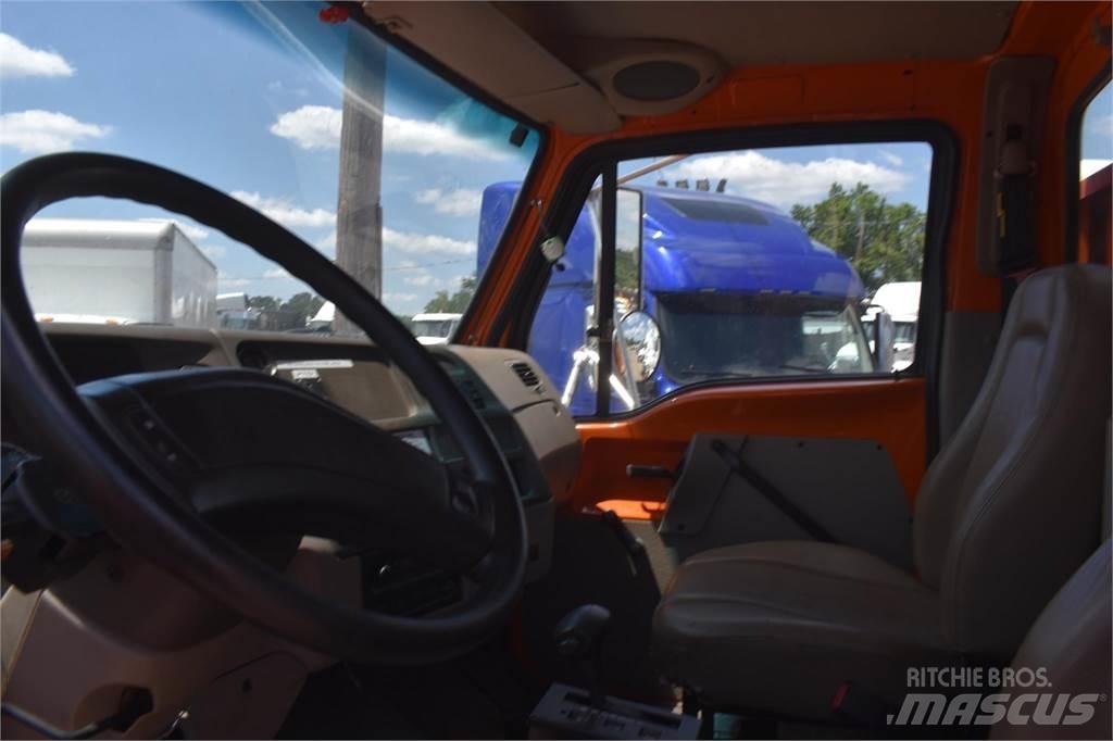 Sterling L9500 Kranbil