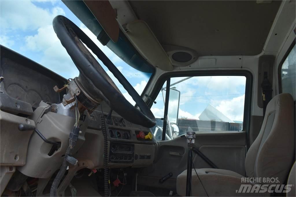 Sterling L9500 Tippbil