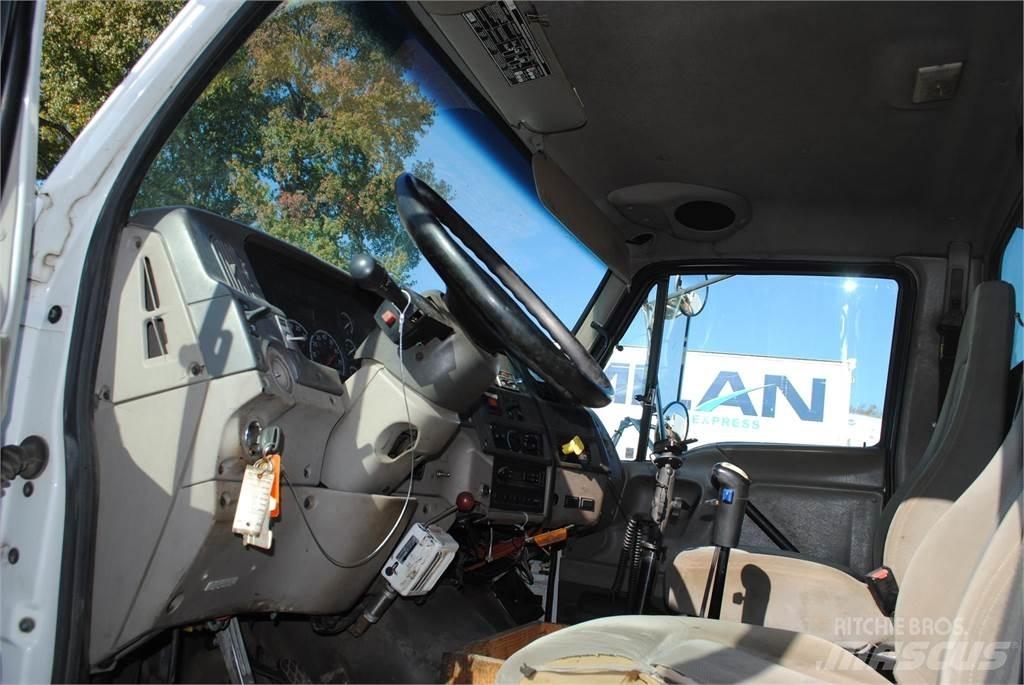 Sterling LT9500 Kranbil