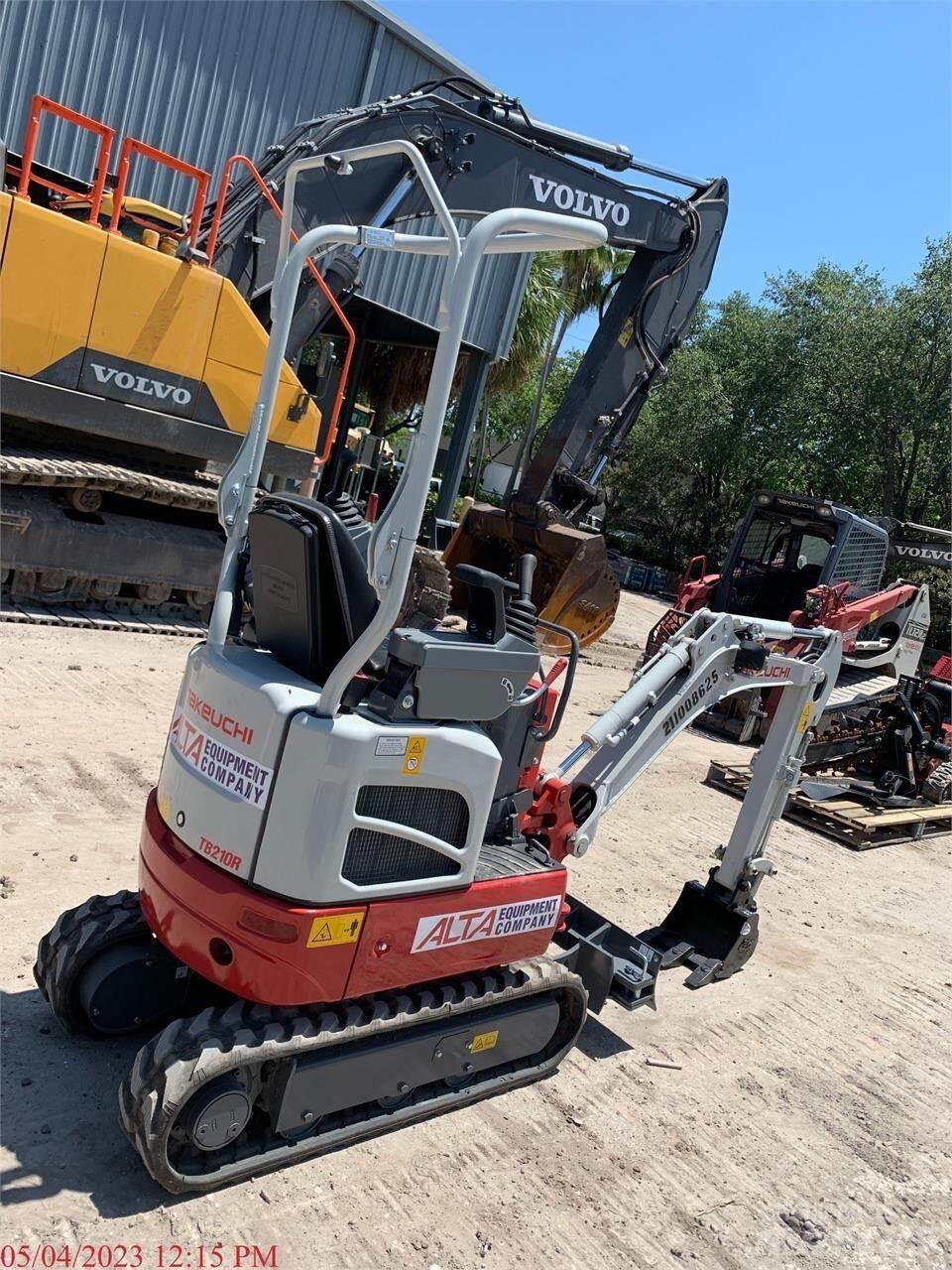 Takeuchi TB210R Minigravere <7t