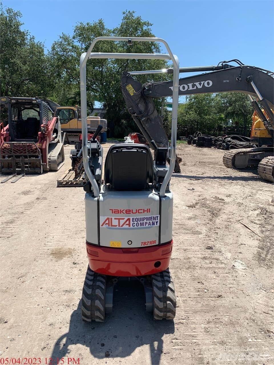 Takeuchi TB210R Minigravere <7t