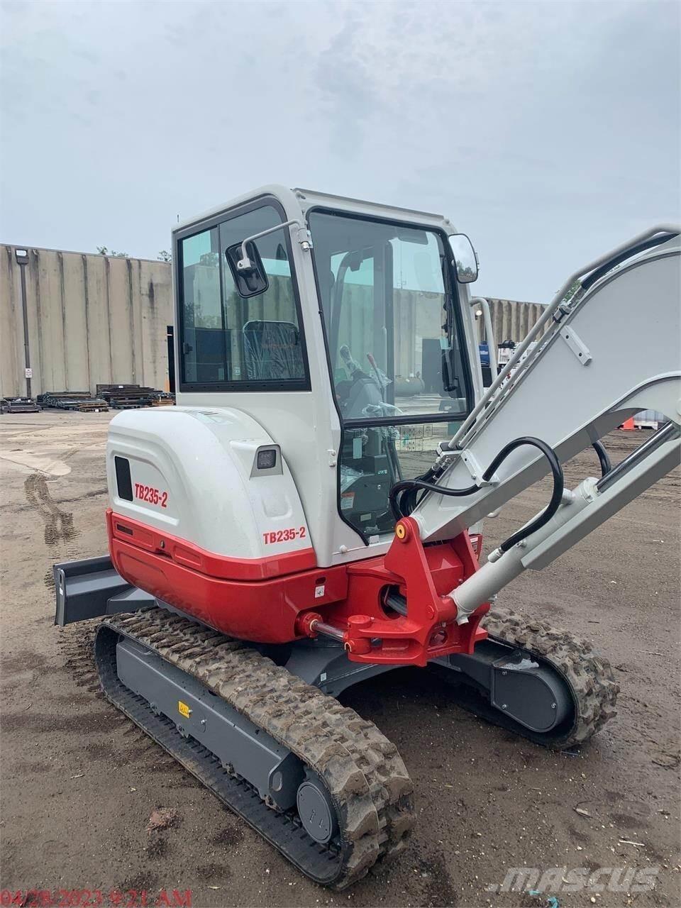 Takeuchi TB235-2 Minigravere <7t
