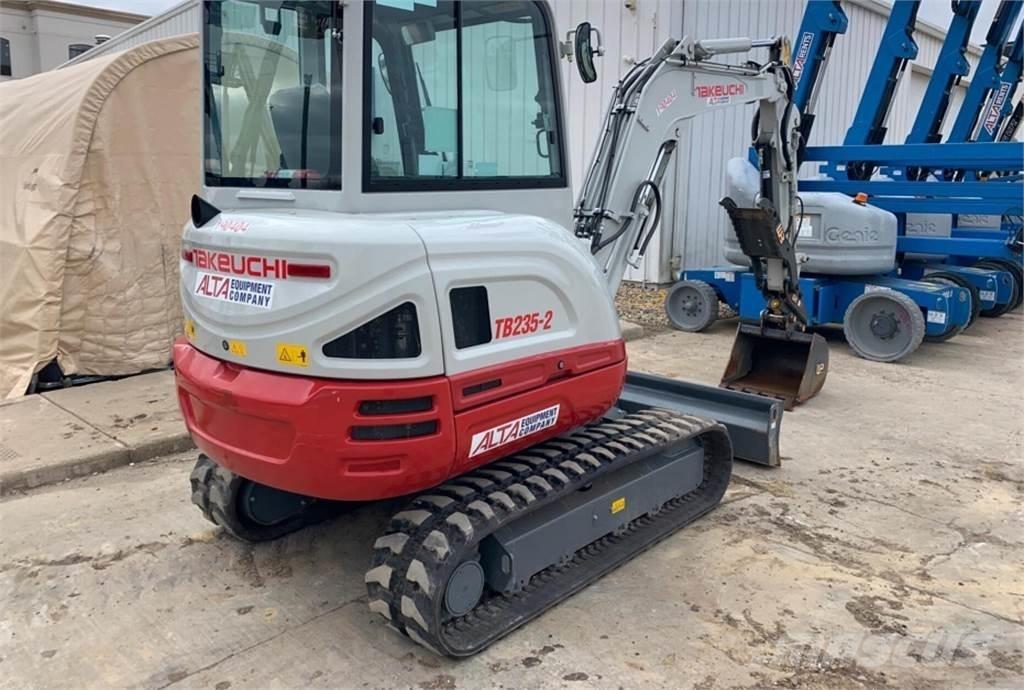 Takeuchi TB235-2 Minigravere <7t