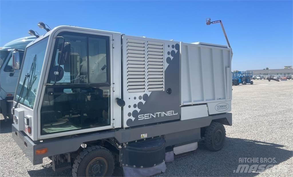 Tennant SENTINEL Feiemaskiner