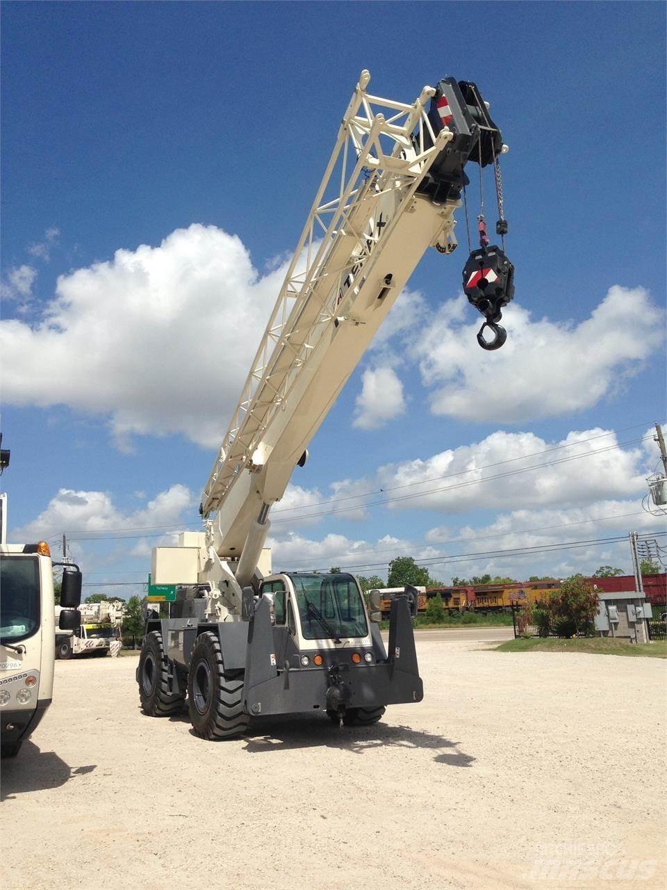 Terex CD225 Røff terreng kraner