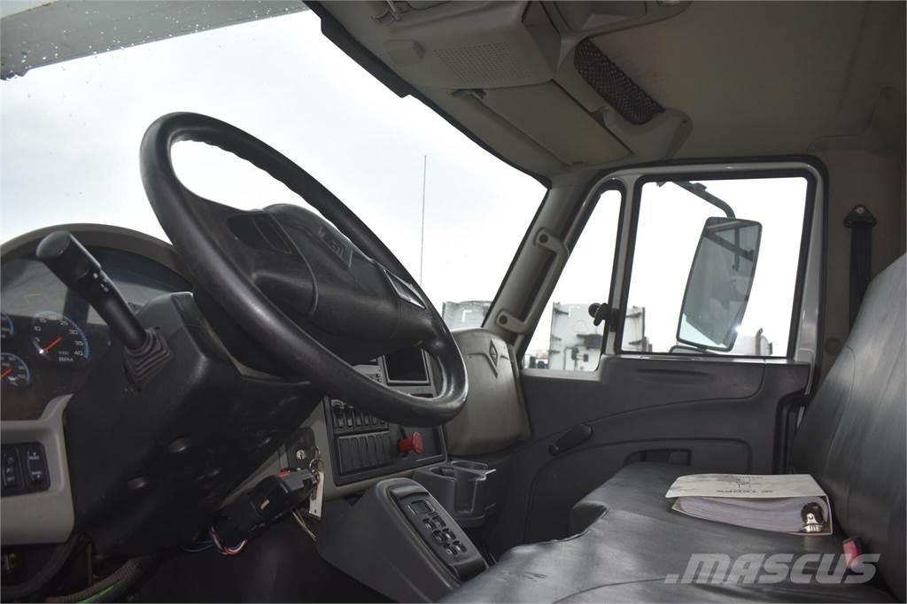 Terex HRX55 Bilmontert lift