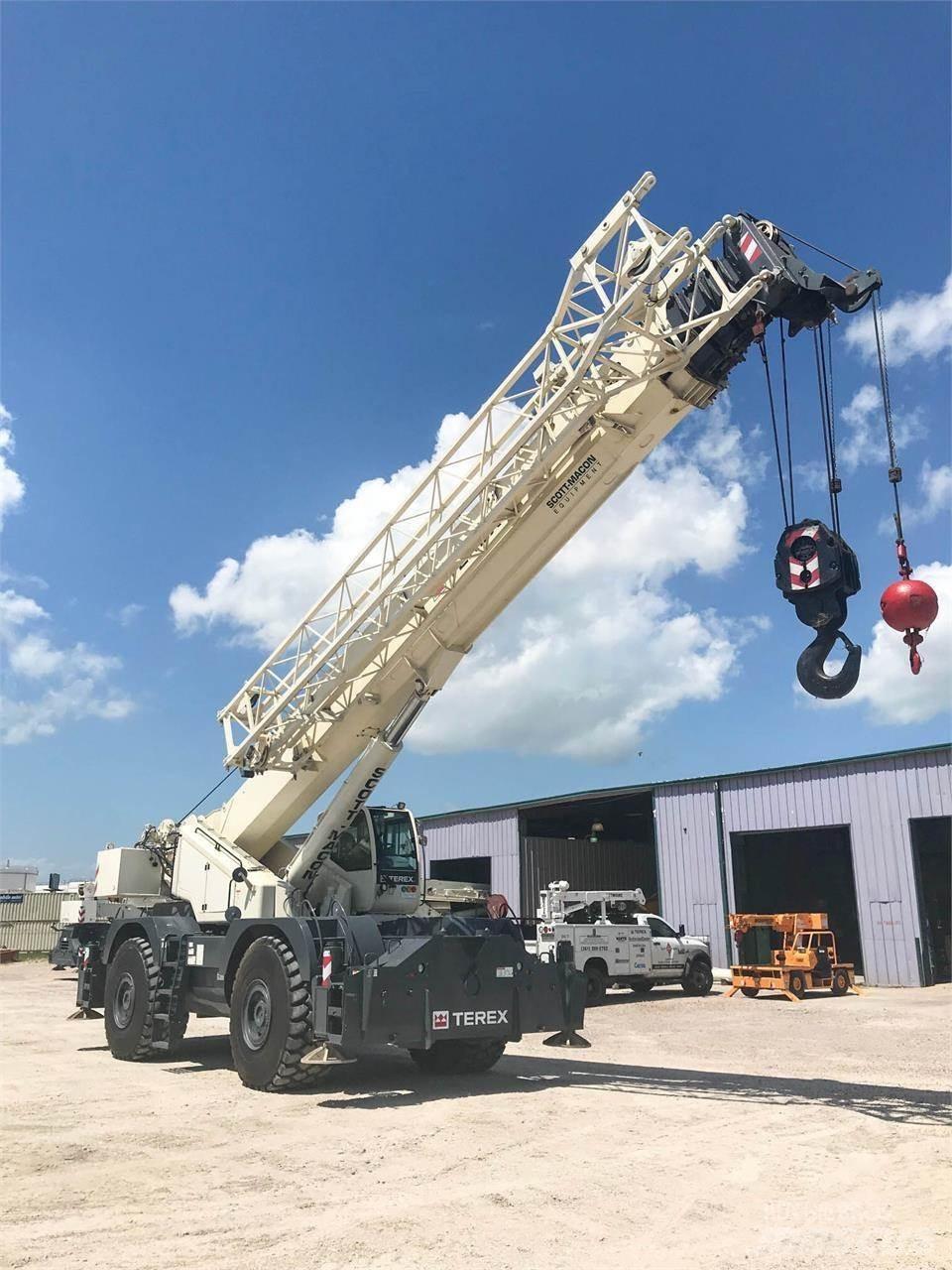 Terex QUADSTAR 1100 Røff terreng kraner