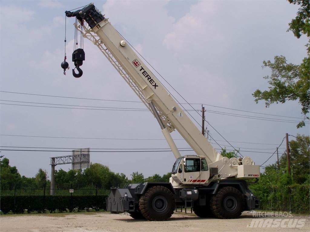 Terex RT130 Røff terreng kraner