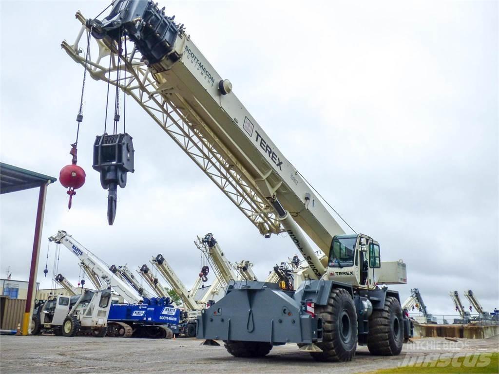 Terex RT130 Røff terreng kraner