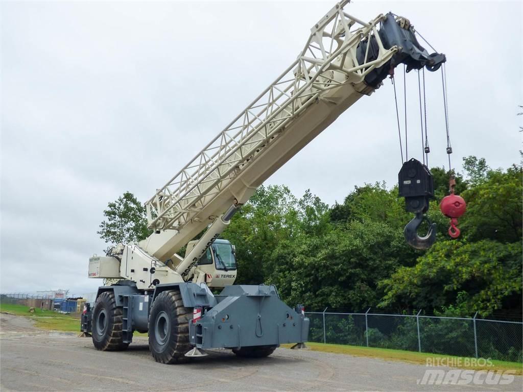 Terex RT130 Røff terreng kraner