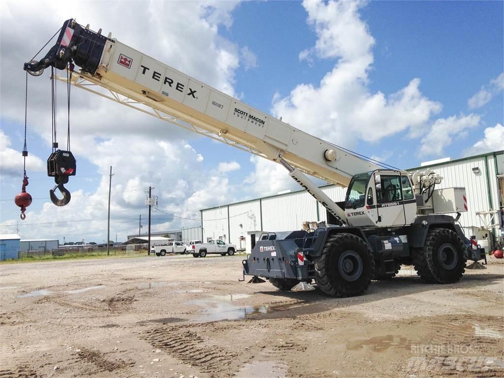 Terex RT555-1 Røff terreng kraner