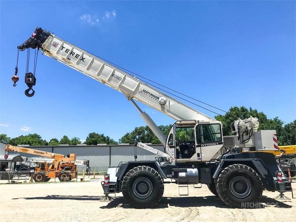 Terex RT555-1 Røff terreng kraner