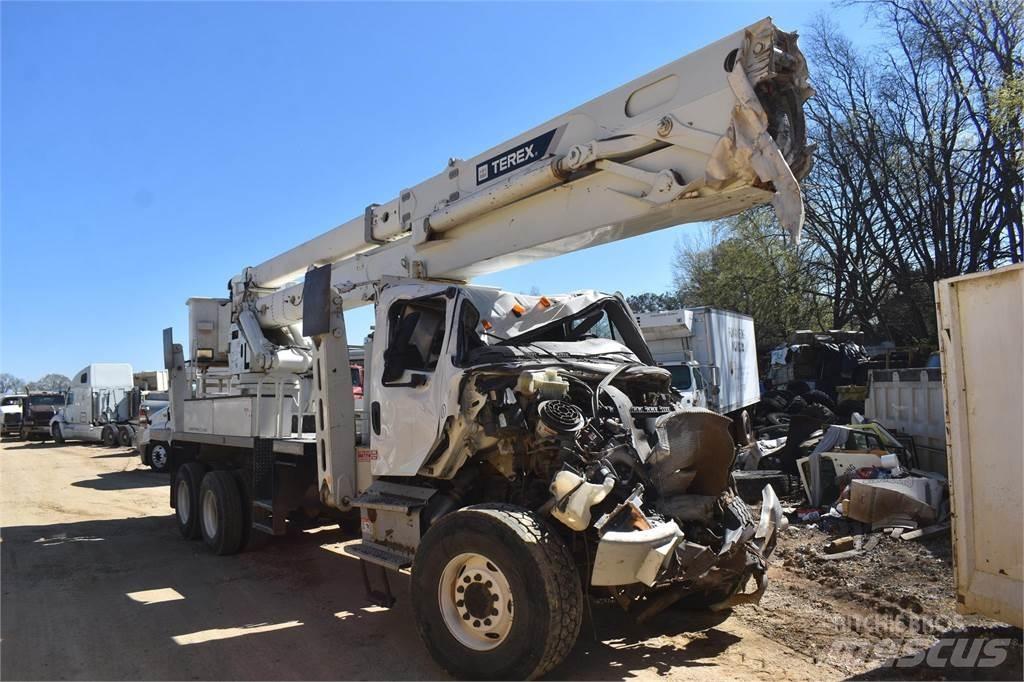 Terex TM100 Bilmontert lift