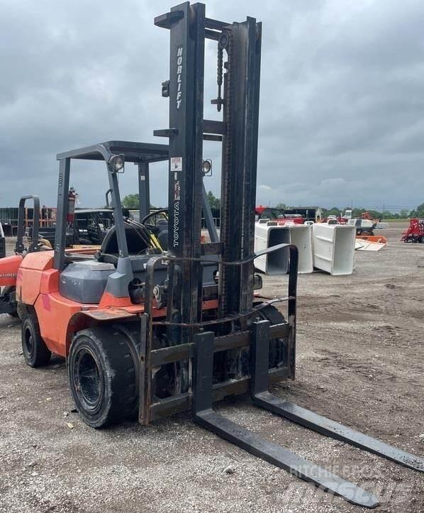 Toyota 7FDU45 Gaffeltrucker - Annet