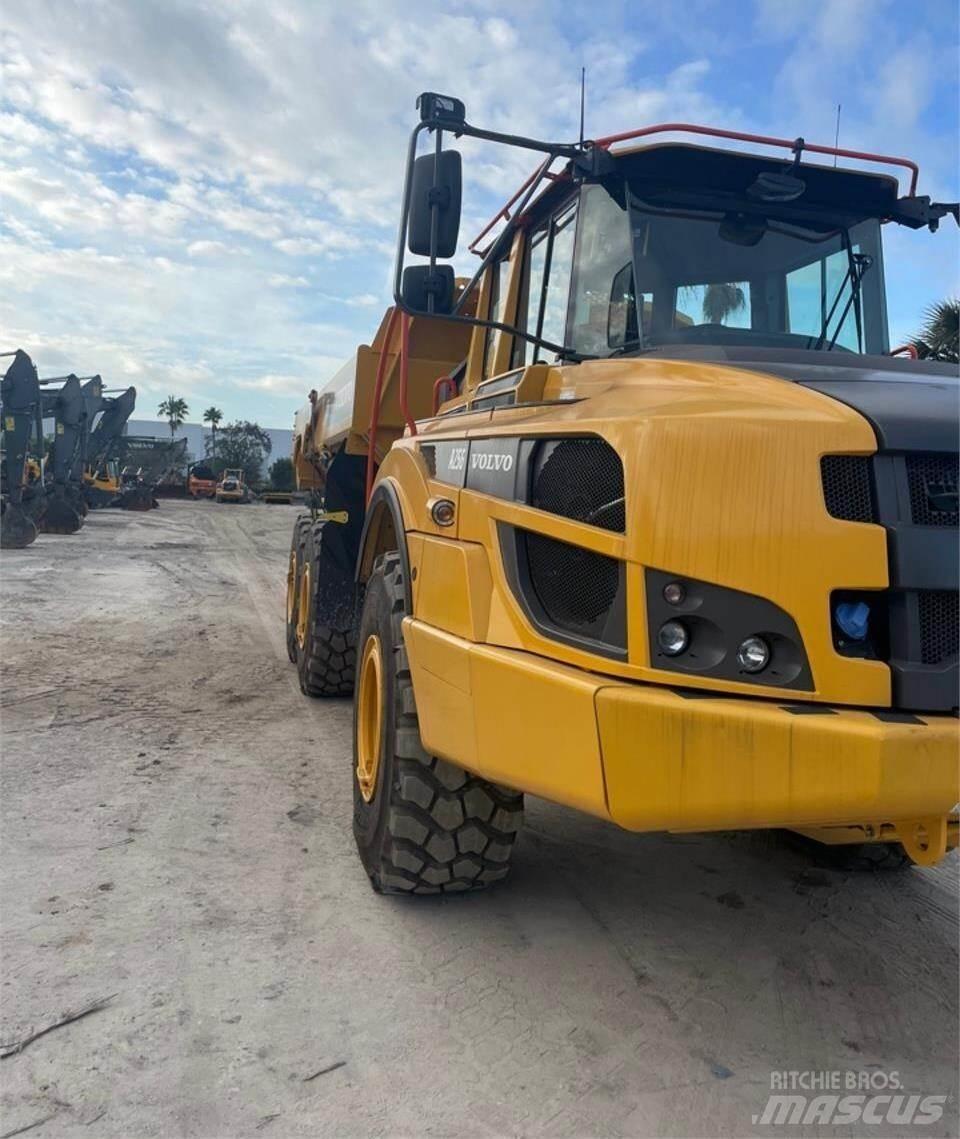 Volvo A25G Rammestyrte Dumpere