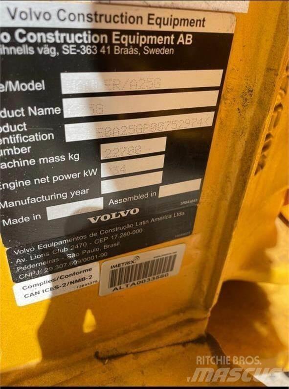 Volvo A25G Rammestyrte Dumpere
