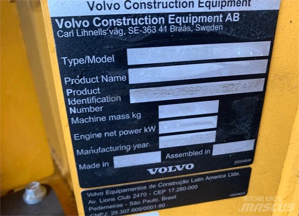 Volvo A25G Rammestyrte Dumpere