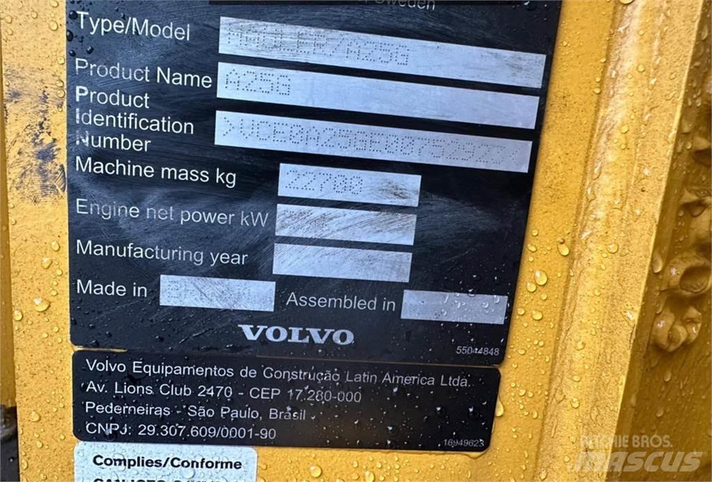 Volvo A25G Rammestyrte Dumpere