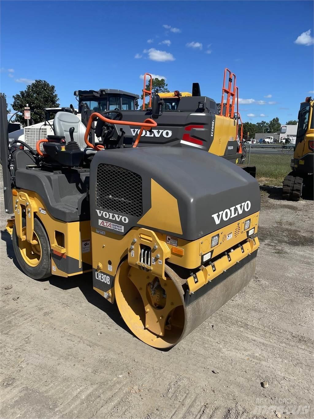 Volvo CR30B Kombivalser