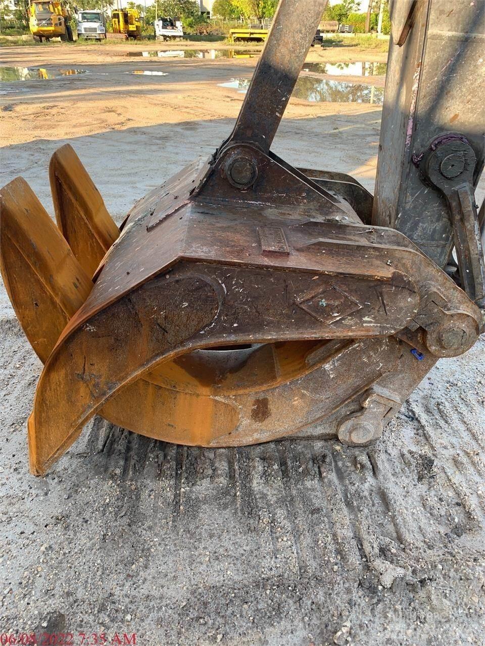 Volvo EC220EL Beltegraver