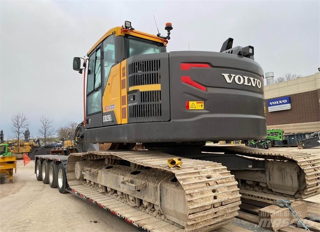 Volvo ECR235EL Beltegraver