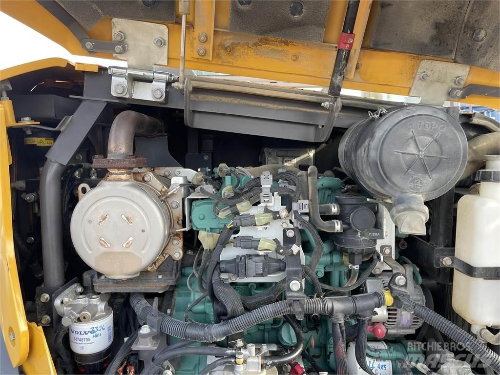 Volvo ECR88D Beltegraver