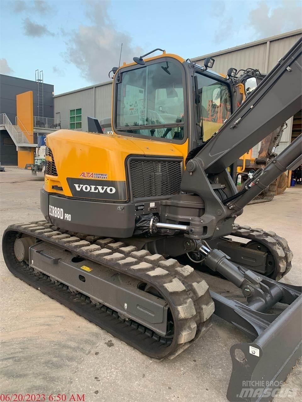 Volvo ECR88D Beltegraver