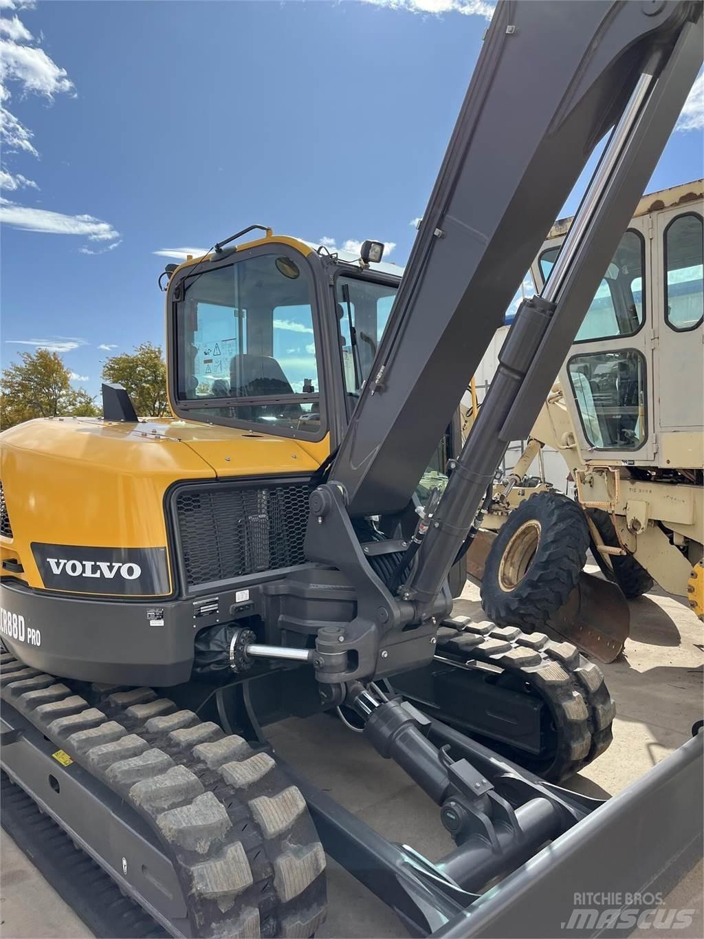 Volvo ECR88D Beltegraver