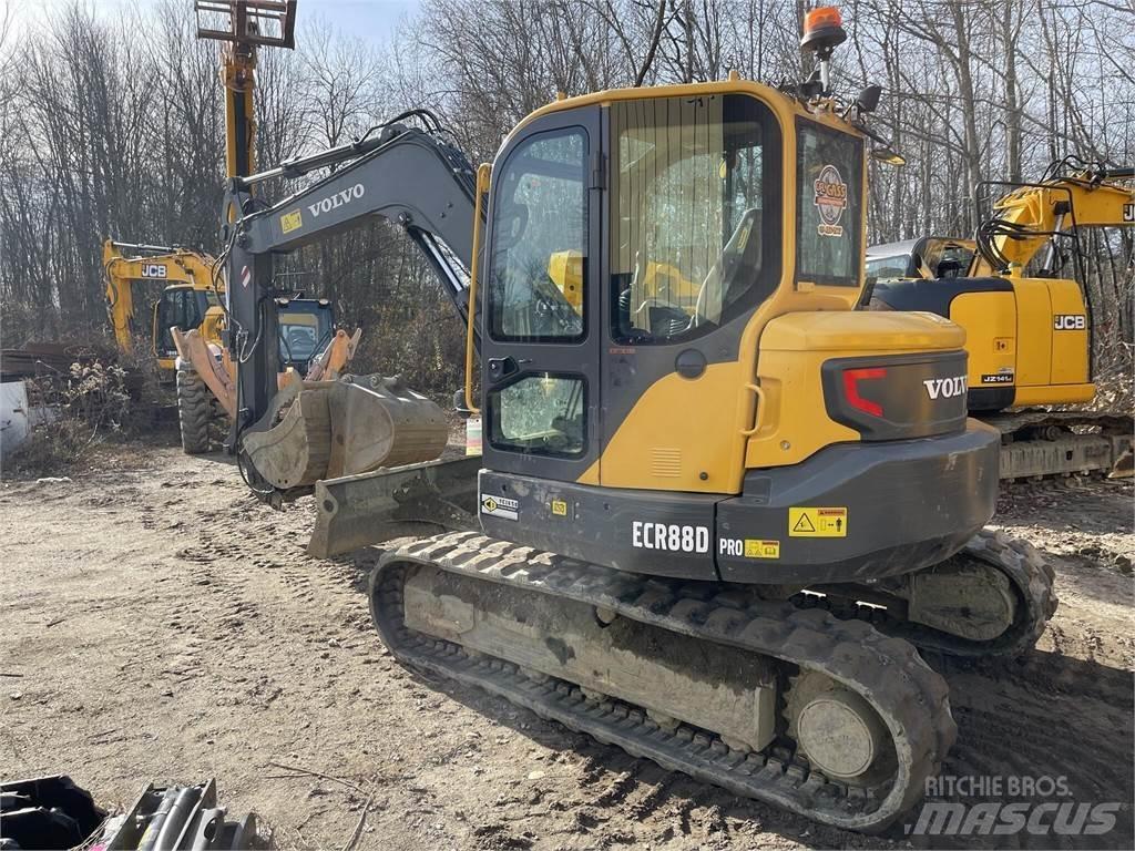 Volvo ECR88D Beltegraver