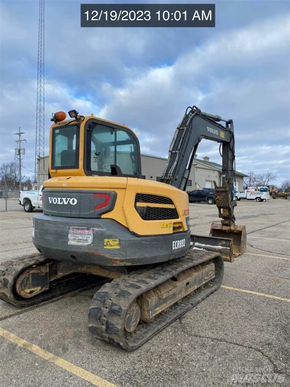 Volvo ECR88D Beltegraver