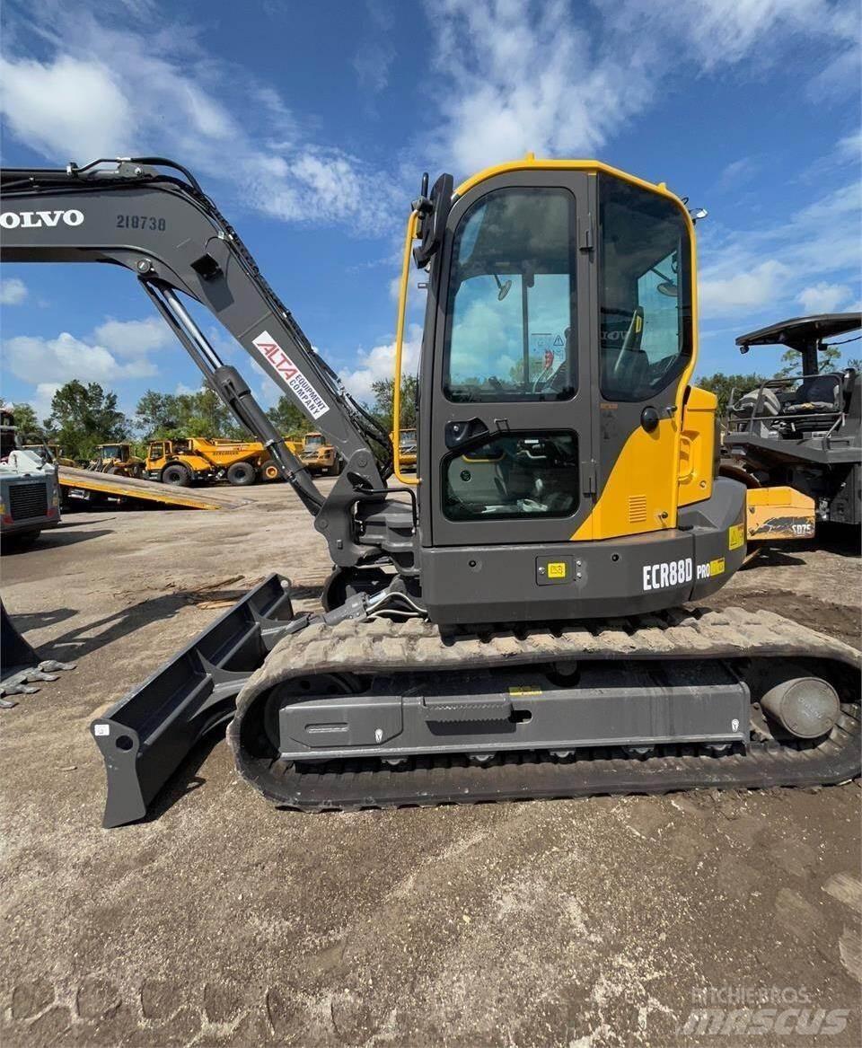 Volvo ECR88D Beltegraver